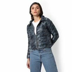 Campus Sutra Women Regular Fit Zipper Jacket